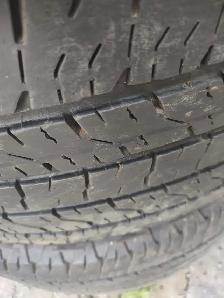 265-60R18x4 pneus été Goodyear Wangler Fortitude .Excellent état - Photo 4