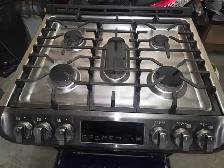 premium LG 30-inch slide-in gas stove - Photo 4