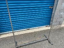 Clothes Hanger - Photo 5