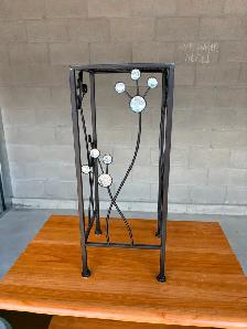 Cute Small Square Stand - Photo 5
