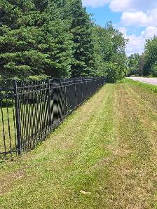 Metal fence with metal posts 13pc