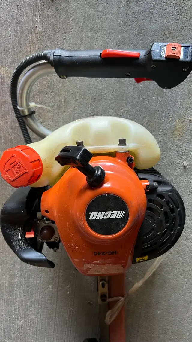 ECHO HEDGE TRIMMER 40"