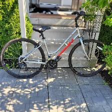 Opus Mondano Step-Thru Hybrid Bike  (Canadian High-end bike)