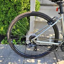 Opus Mondano Step-Thru Hybrid Bike  (Canadian High-end bike) - Photo 4