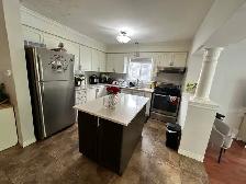 2 Large bright private rooms from Aug 1st— Female-only household - Photo 2
