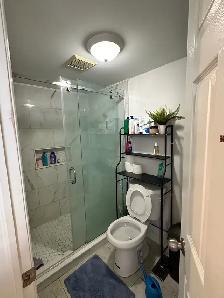 2 Large bright private rooms from Aug 1st— Female-only household - Photo 6