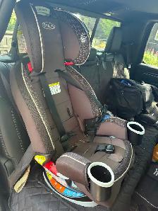 CAR SEAT