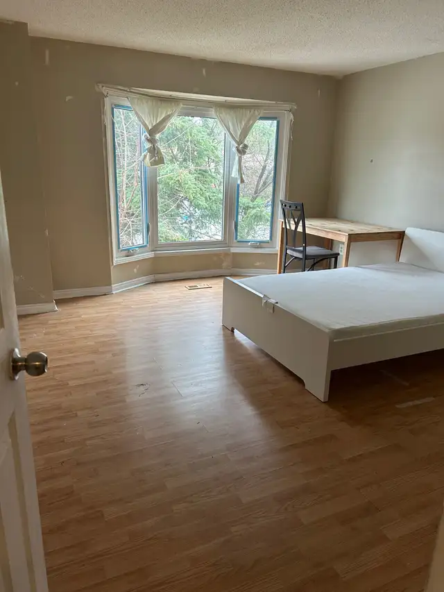 House inside UTSC Campus Walk 8 Min | University of Toronto Scar
