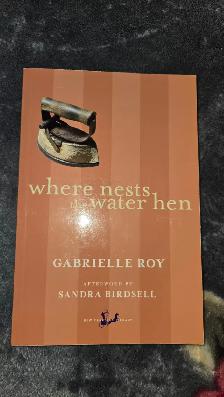 Where nests the water hen book