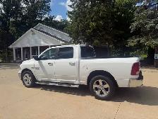 2016 Dodge Ram 1500 Bighorn 5.7 Saftied - Photo 3