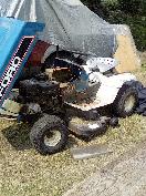 Ford Lawn Mower Tractor - Photo 2