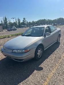 2000 Oldsmobile - Photo 2