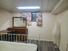Room For Rent near U of A - Photo 7