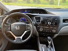 2015 Honda Civic (Clean Carfax!) - Photo 8