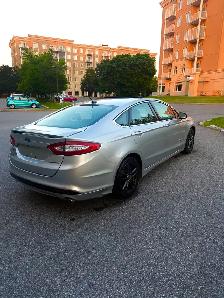 2014 Ford Fusion Plug In Hybrid Titanium - Photo 2