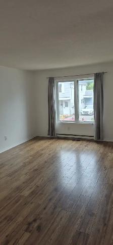 Duplex sur 2 étages – 3 chambres | Libre immédiatement - Photo 3