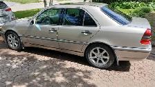 Mercedes-Benz C230 Elegance 1998 - Photo 3