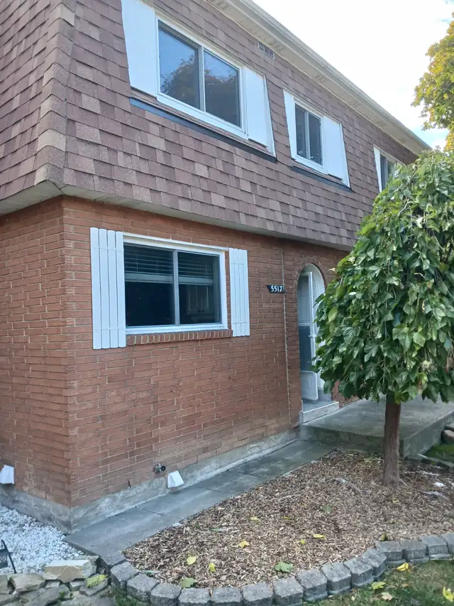 TOWNHOUSE  FOR RENT