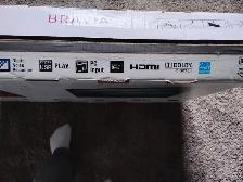Sony Bravia 32' TV with USB PLAY for Movies - Photo 2
