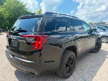 2023 GMC Acadia - Photo 10