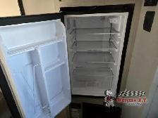 2025 Coachmen RV Catalina Summit Series 7 134RKX - Photo 17