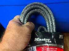 CADENAS ( MASTER LOCK ) NEUF JAMAIS SERVI ET CABLE EN ACIER $65 - Photo 5