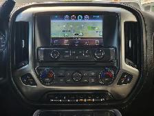 2018 Chevrolet Silverado 1500 4WD Crew Cab 143.5' LTZ w/2LZ - Photo 17