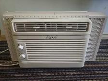 5000 BTU WINDOW AIR CONDITIONER