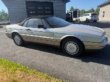 1990 Cadillac Allante - Photo 2