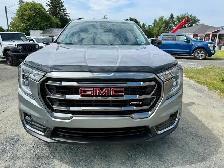 2023 GMC Terrain AT4! AWD! LOW LOW KMS! CLEAN CARFAX! NEW MV - Photo 7