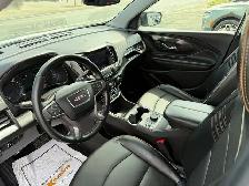 2023 GMC Terrain AT4! AWD! LOW LOW KMS! CLEAN CARFAX! NEW MV - Photo 14