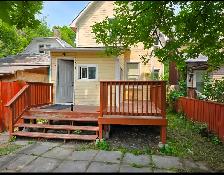 Fully Renovated Huge 05  bedrooms  house for rent ASAP - Photo 9