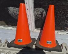 PAIR OF 18' PROFESSIONAL SAFETY TRAFFIC CONES  HEAVY-DUTY PVC 20