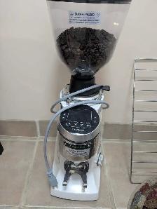 Commercial coffee grinder - Photo 5