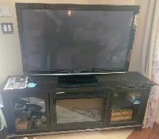 tv Panasonic 50' Tv with stand Electric fire place heater