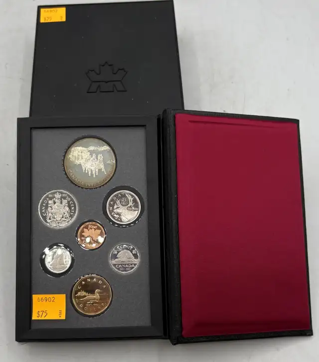1992 Canadian Proof Coin Set - First Stagecoach Silver Dollar