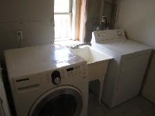 ROOM AVAILABLE IN BEAUTIFULL CENTURY HOME - Photo 4