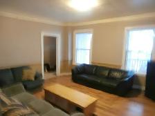 ROOM AVAILABLE IN BEAUTIFULL CENTURY HOME - Photo 10