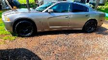 Dodge charger  2011