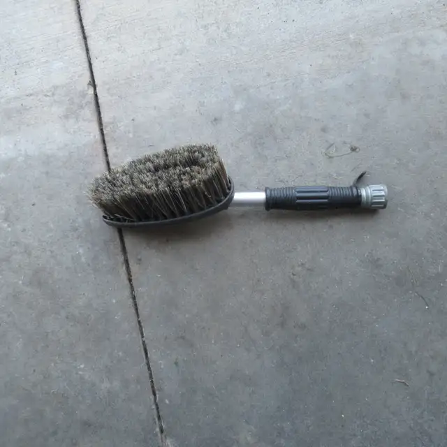 CAR WASH BRUSH
