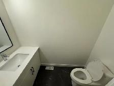 3 bed 2.5 bath Duplex Suite for Rent in Crescentwood - Photo 9