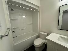 3 bed 2.5 bath Duplex Suite for Rent in Crescentwood - Photo 22