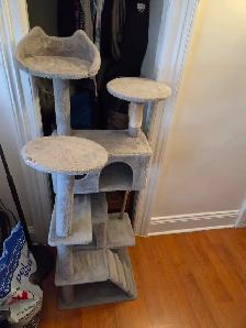 Cat tree