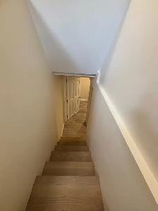 Female Student Room | Clean, Quiet & Utilities Included - Photo 2
