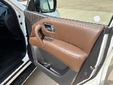 2023 Nissan Armada Platinum LOW KM / Tan interior - Photo 10