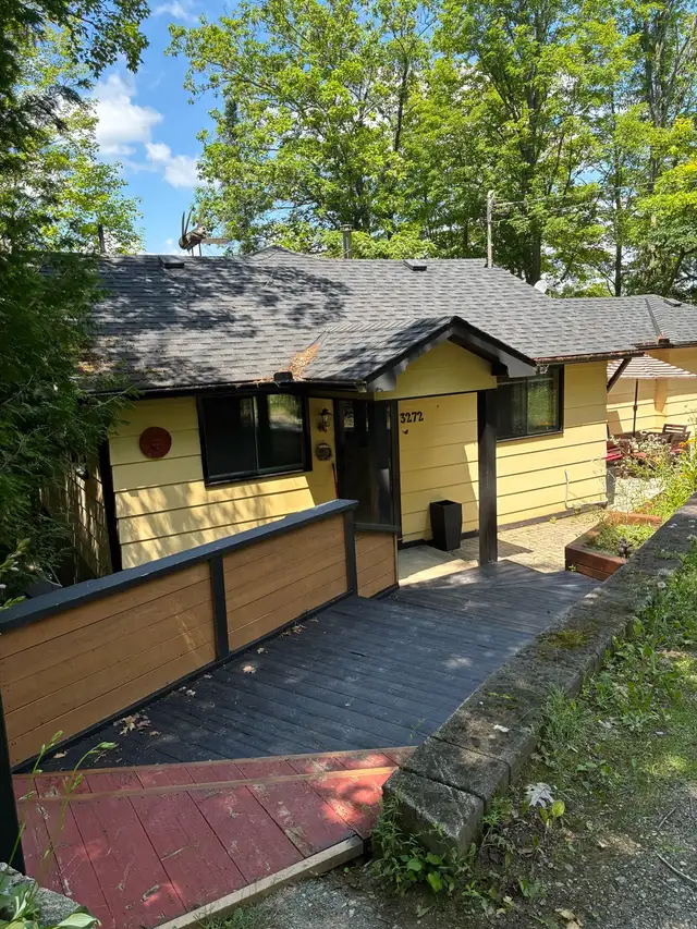 Three bedroom Kawartha cottage for lease