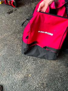 Goalie Hockey Bag - Photo 6