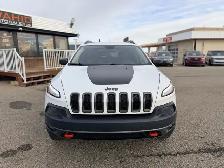2018 Jeep Cherokee Trailhawk - Photo 3