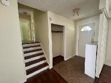 6 Bed 2.5 Bath House For In Fort Richmond - Photo 6