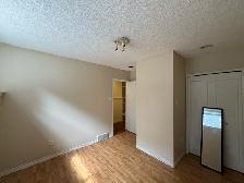 6 Bed 2.5 Bath House For In Fort Richmond - Photo 12